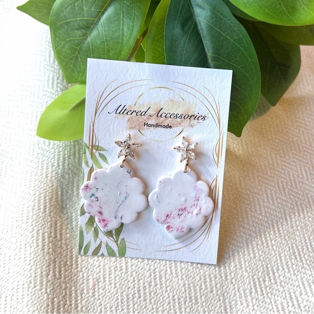 2/$30 Handmade Star Scalloped Edge Earrings